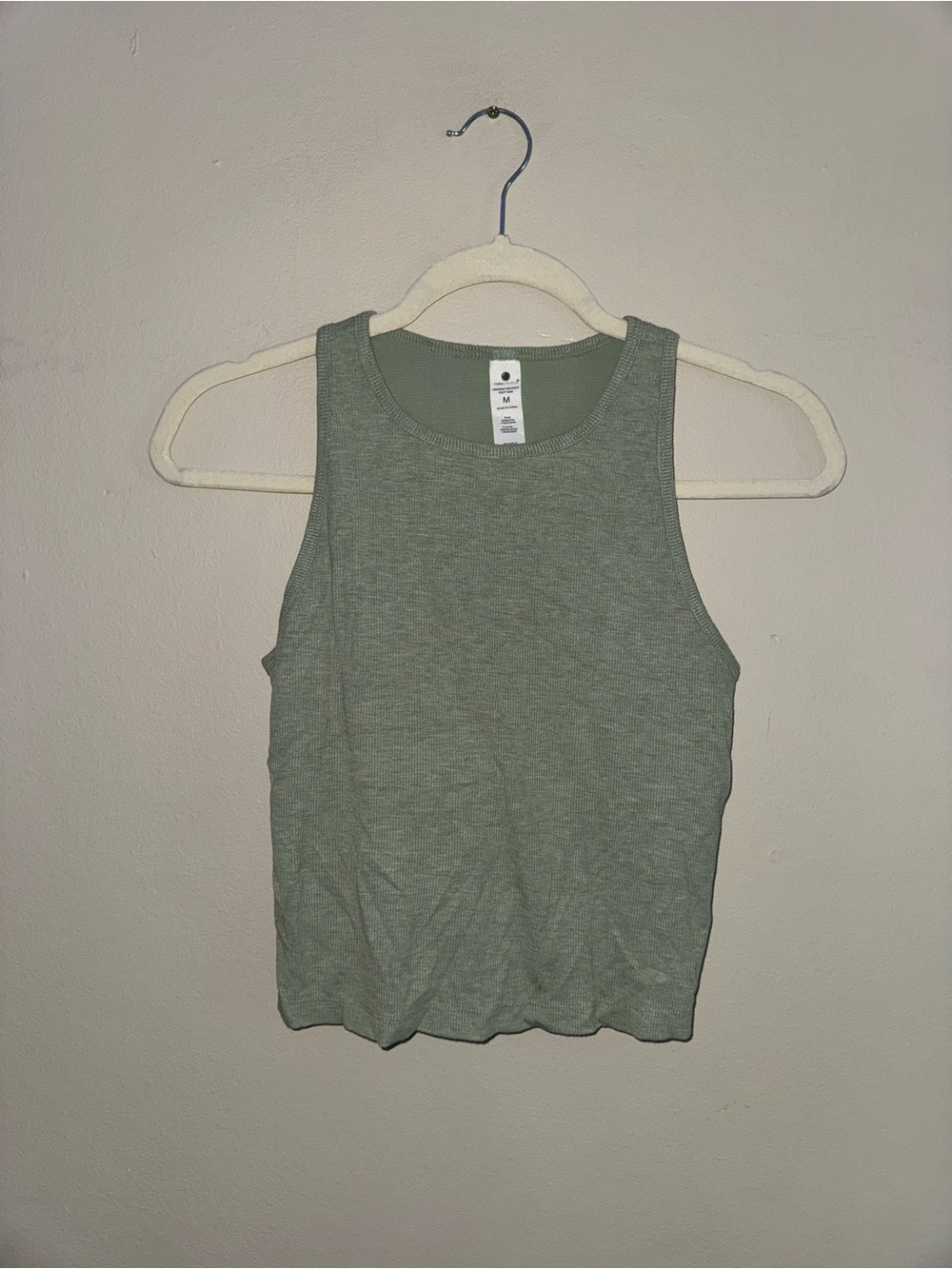 NWOT, Yogalicious, ribbed tank top, size medium